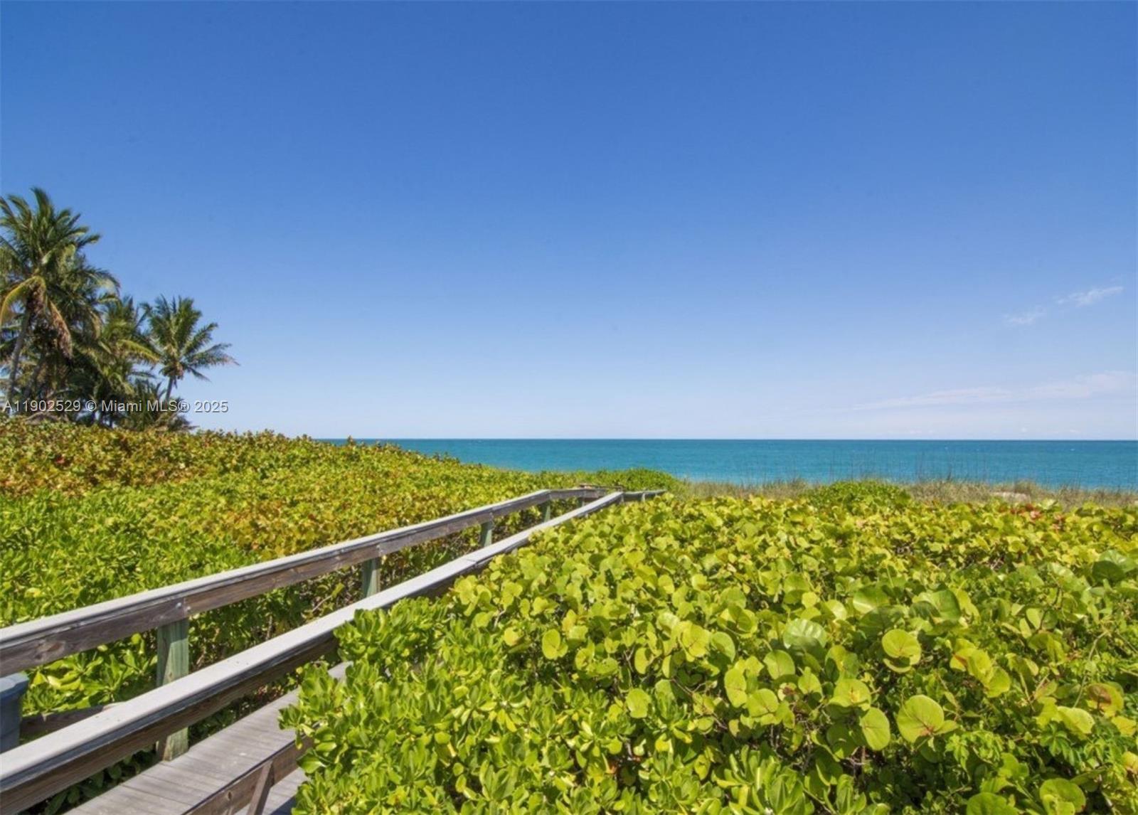 WINDWARD IV CONDOMINIUM - Residential