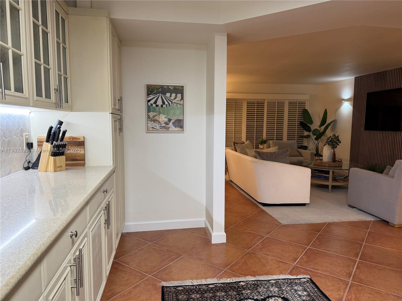 WINDWARD IV CONDOMINIUM - Residential