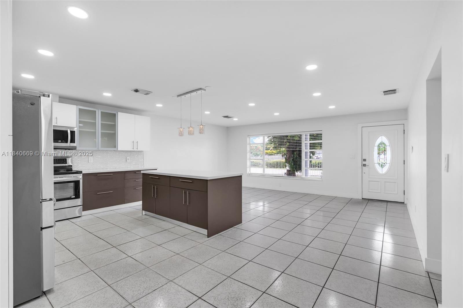 17260 NW 42nd Ct