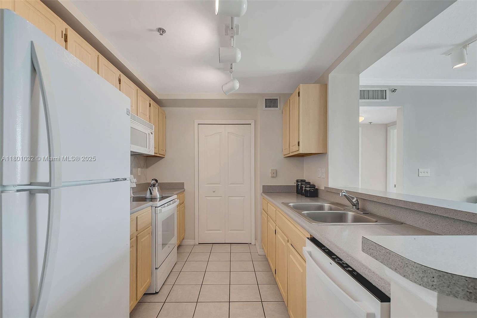 2665 SW 37th Ave 1508