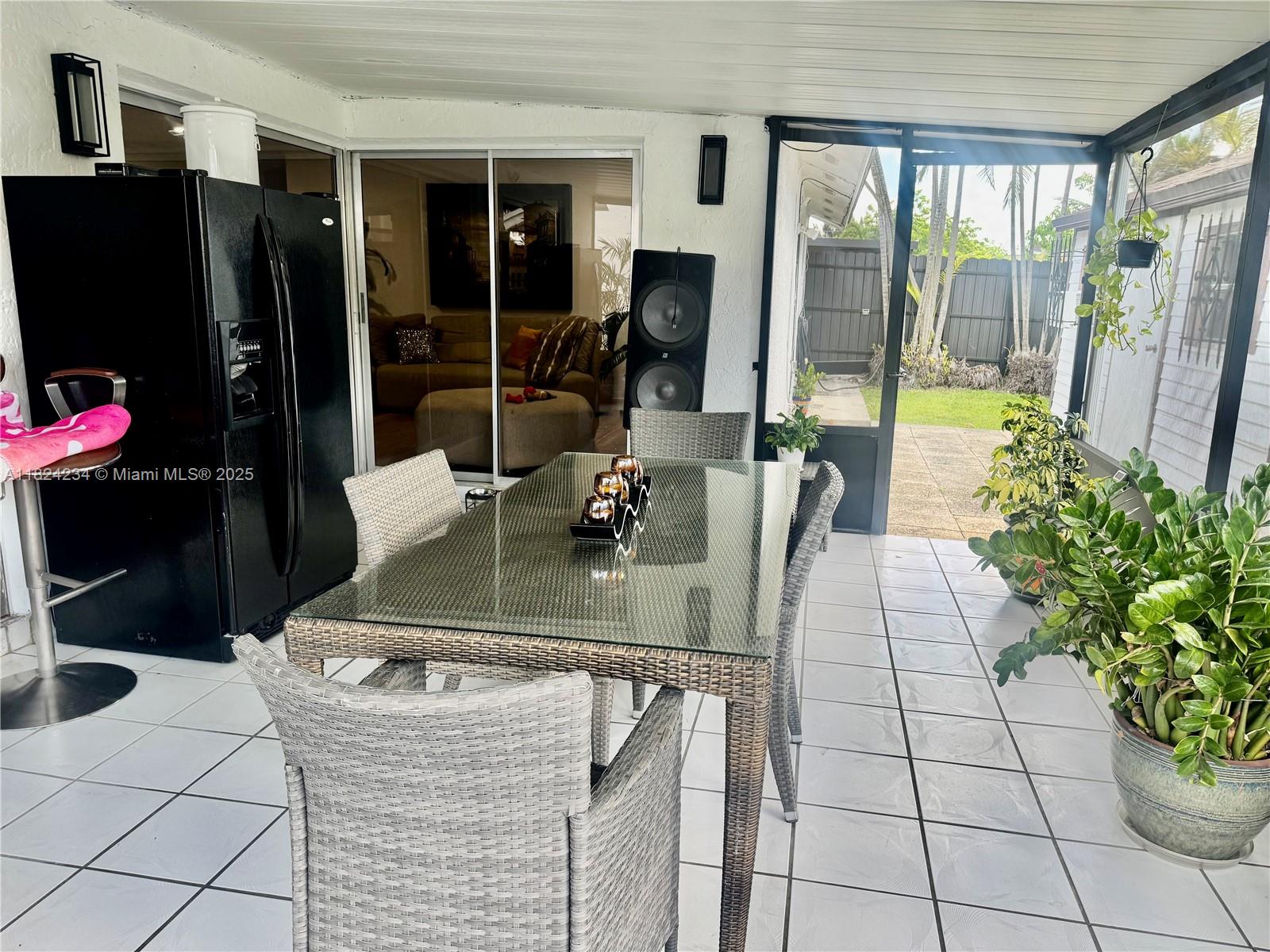 OAK PARK ESTATES SEC 1 - Residential