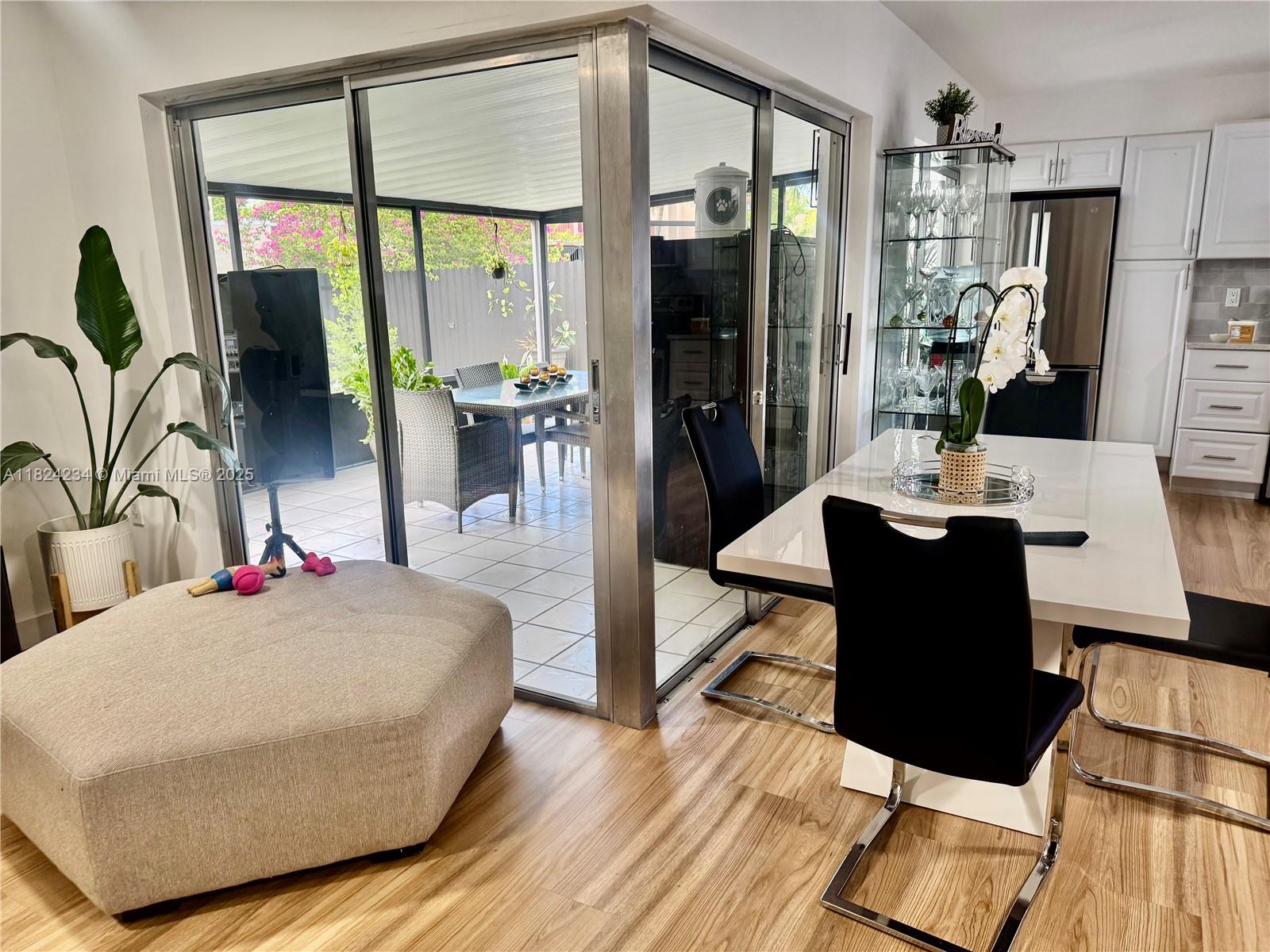 OAK PARK ESTATES SEC 1 - Residential