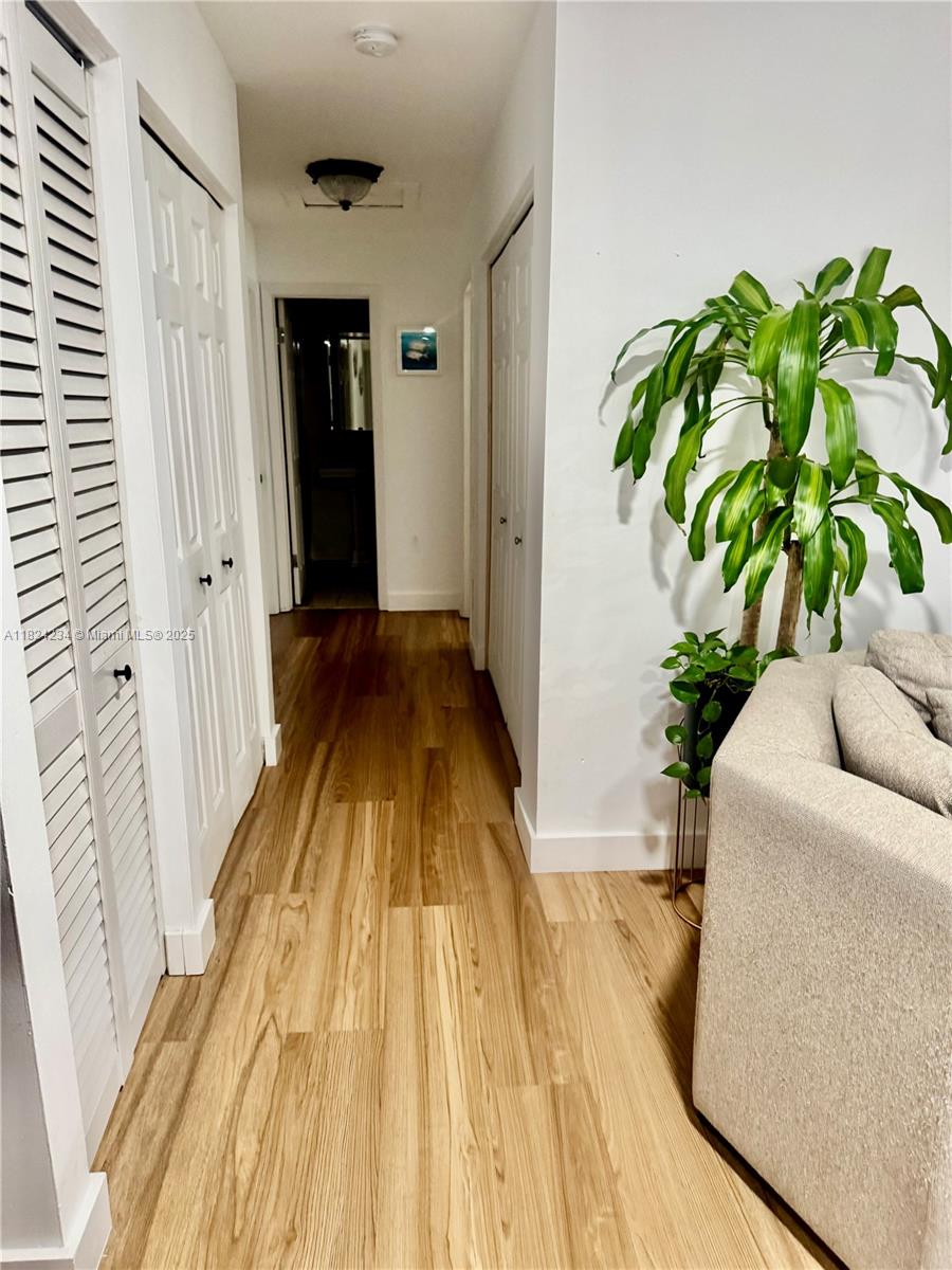 OAK PARK ESTATES SEC 1 - Residential