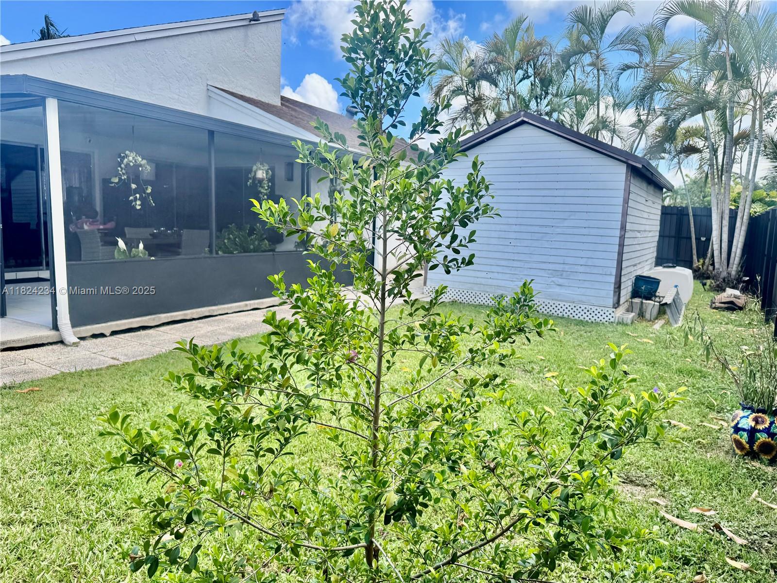 OAK PARK ESTATES SEC 1 - Residential