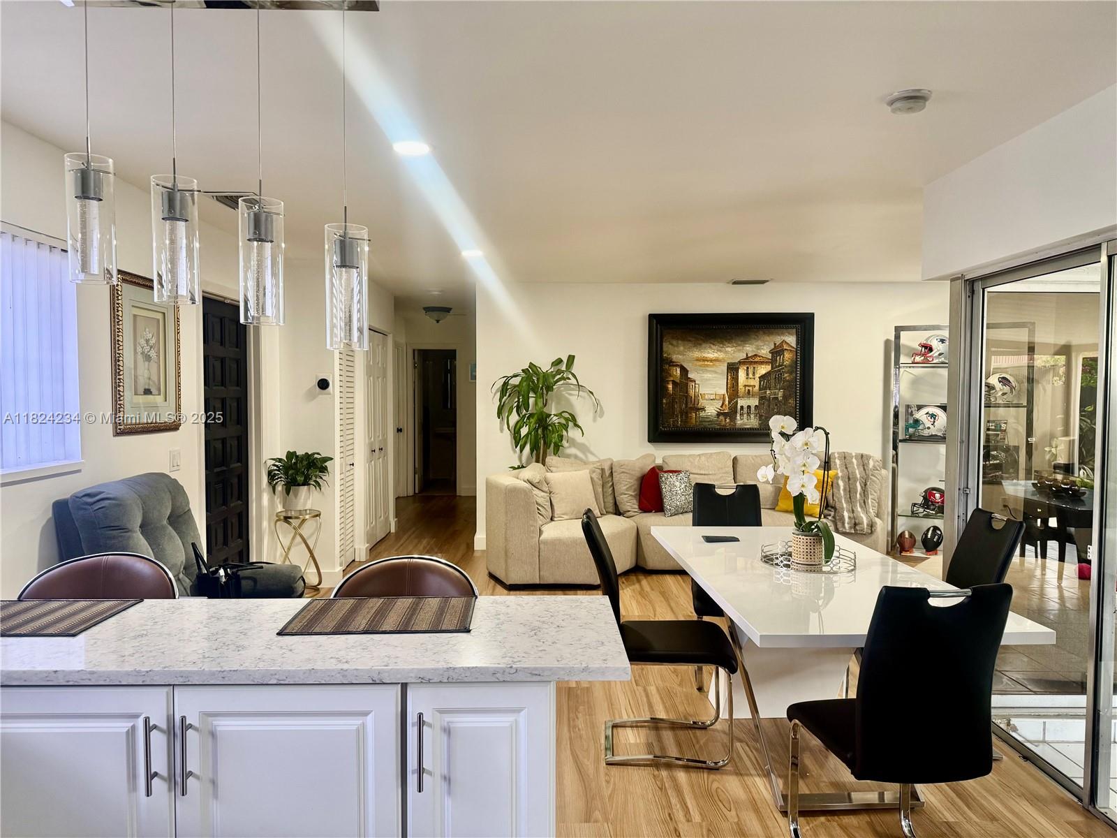 OAK PARK ESTATES SEC 1 - Residential