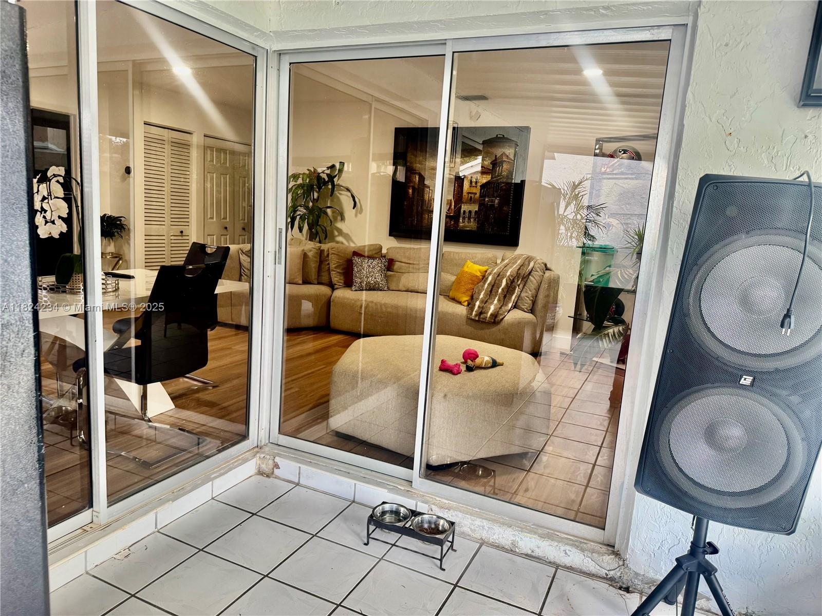 OAK PARK ESTATES SEC 1 - Residential