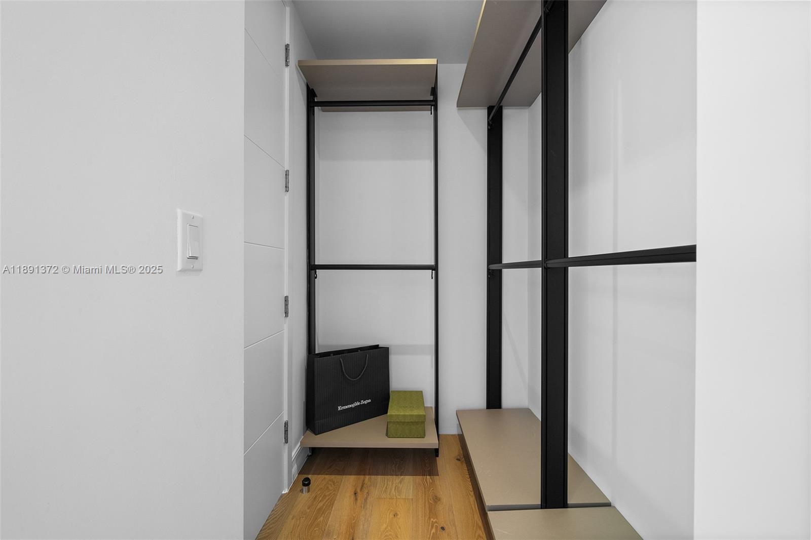 BAY POINT - Residential Lease