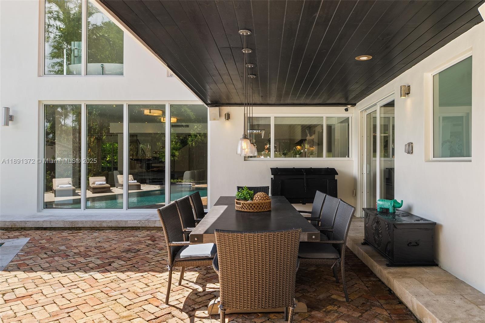 BAY POINT - Residential Lease