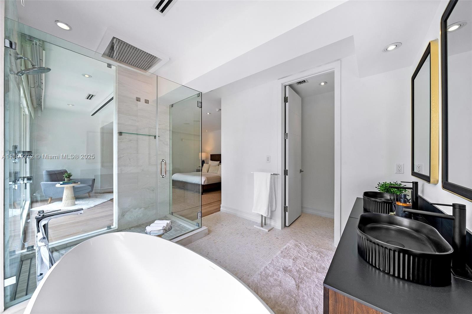 BAY POINT - Residential Lease