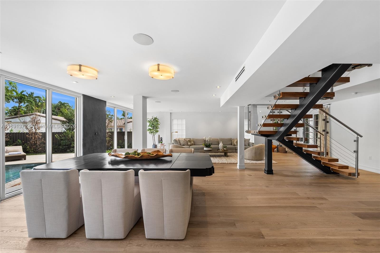 BAY POINT - Residential Lease