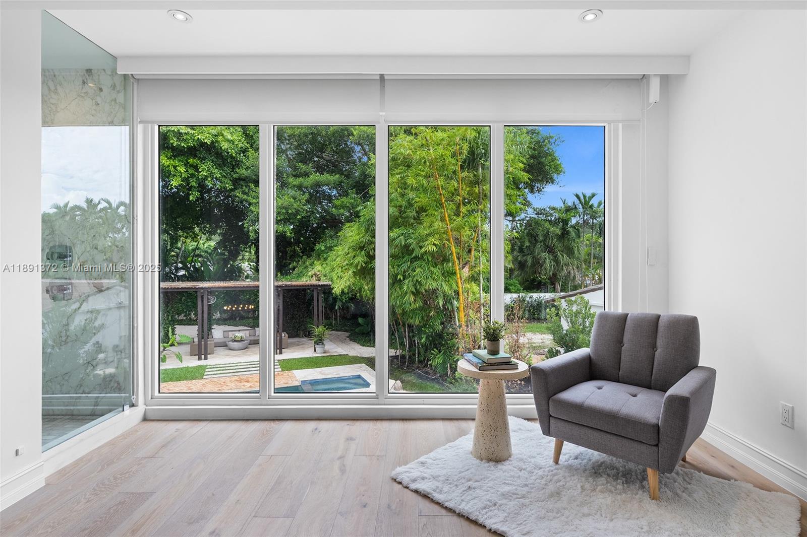 BAY POINT - Residential Lease