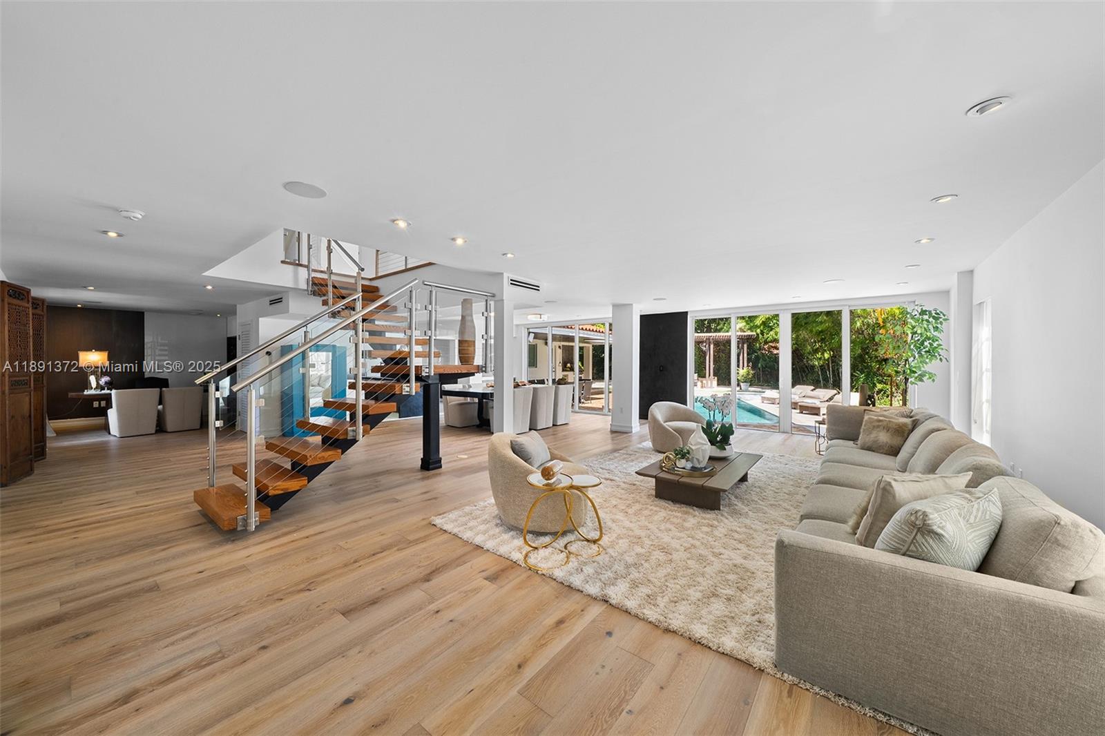 BAY POINT - Residential Lease