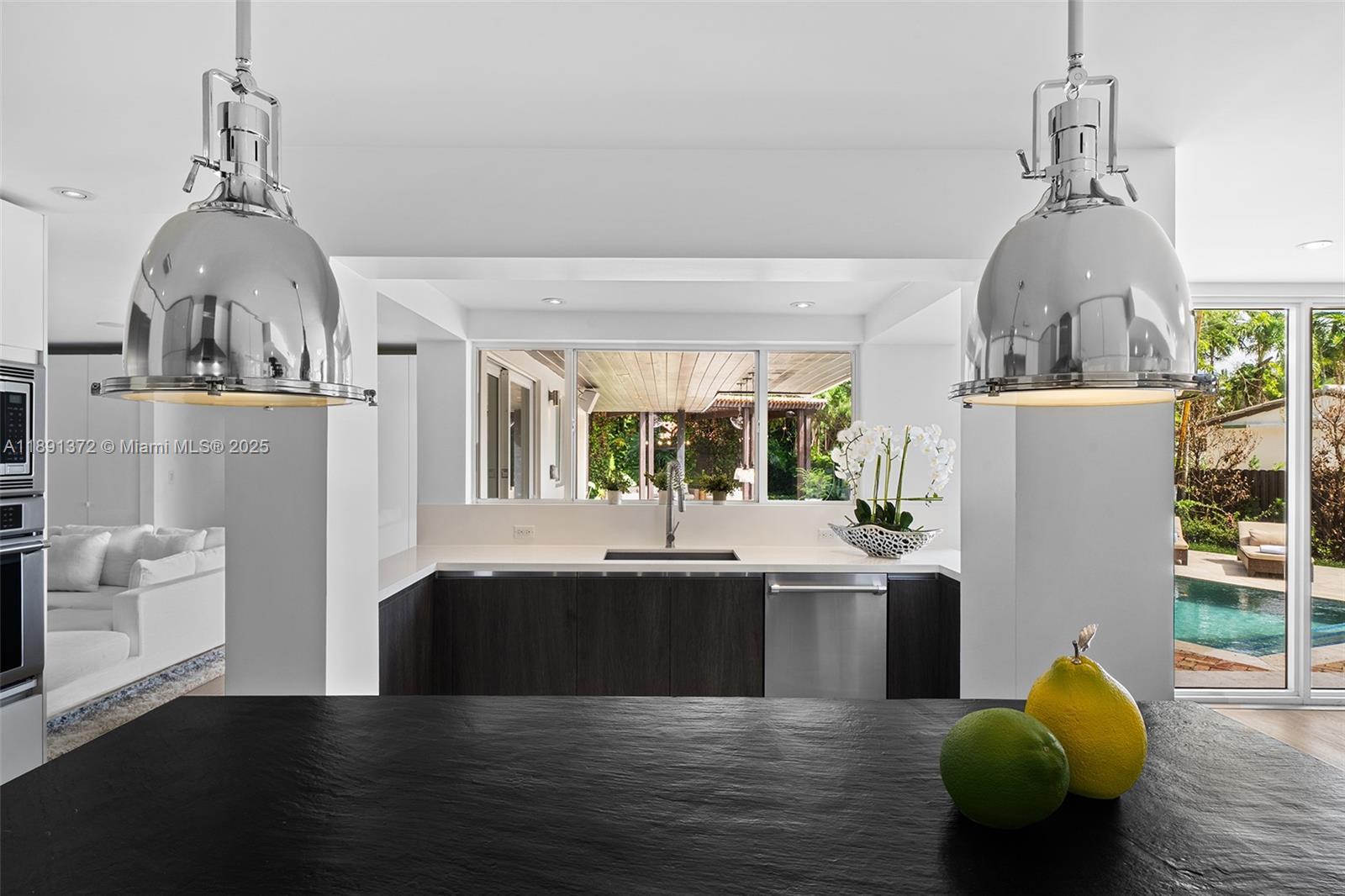 BAY POINT - Residential Lease