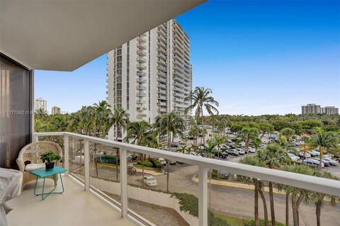 A home in Aventura