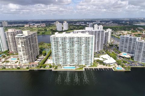 A home in Aventura