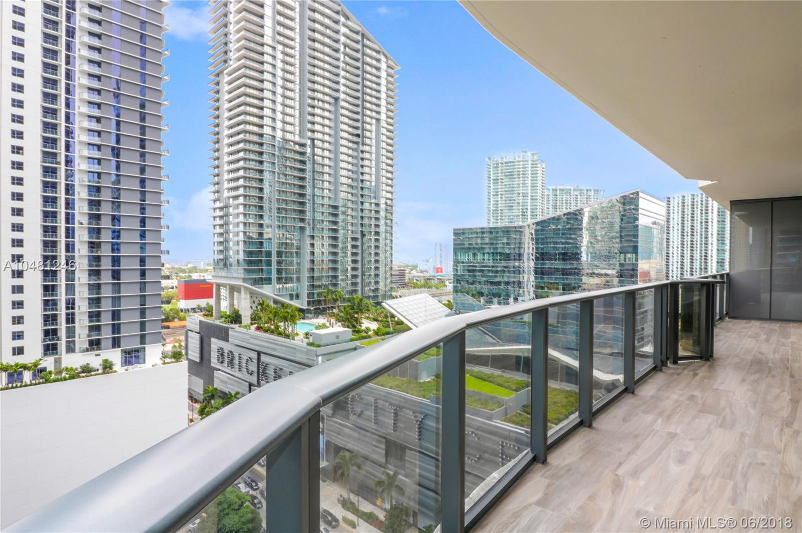 SLS LUX - Residential Lease