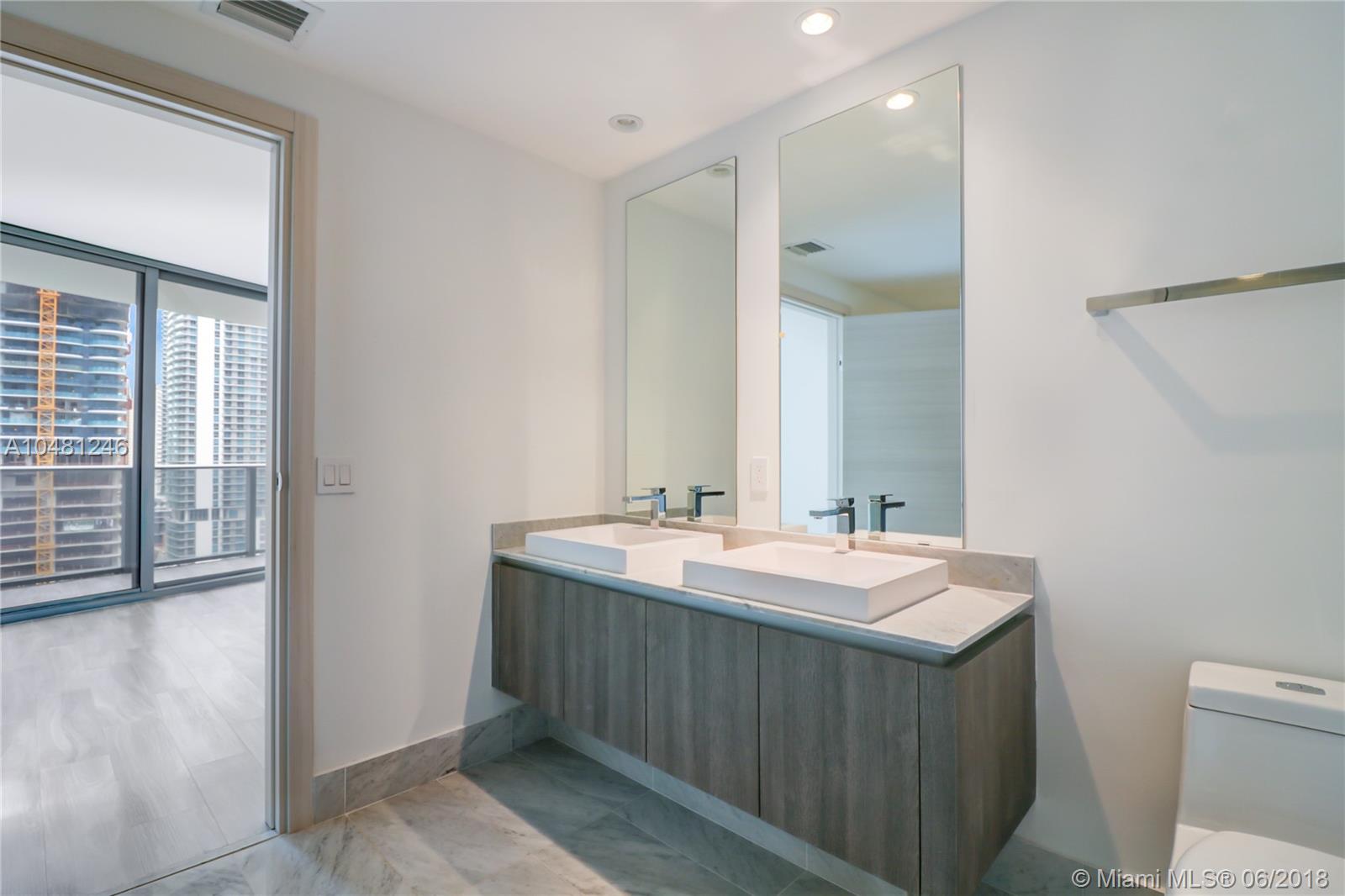 SLS LUX - Residential Lease