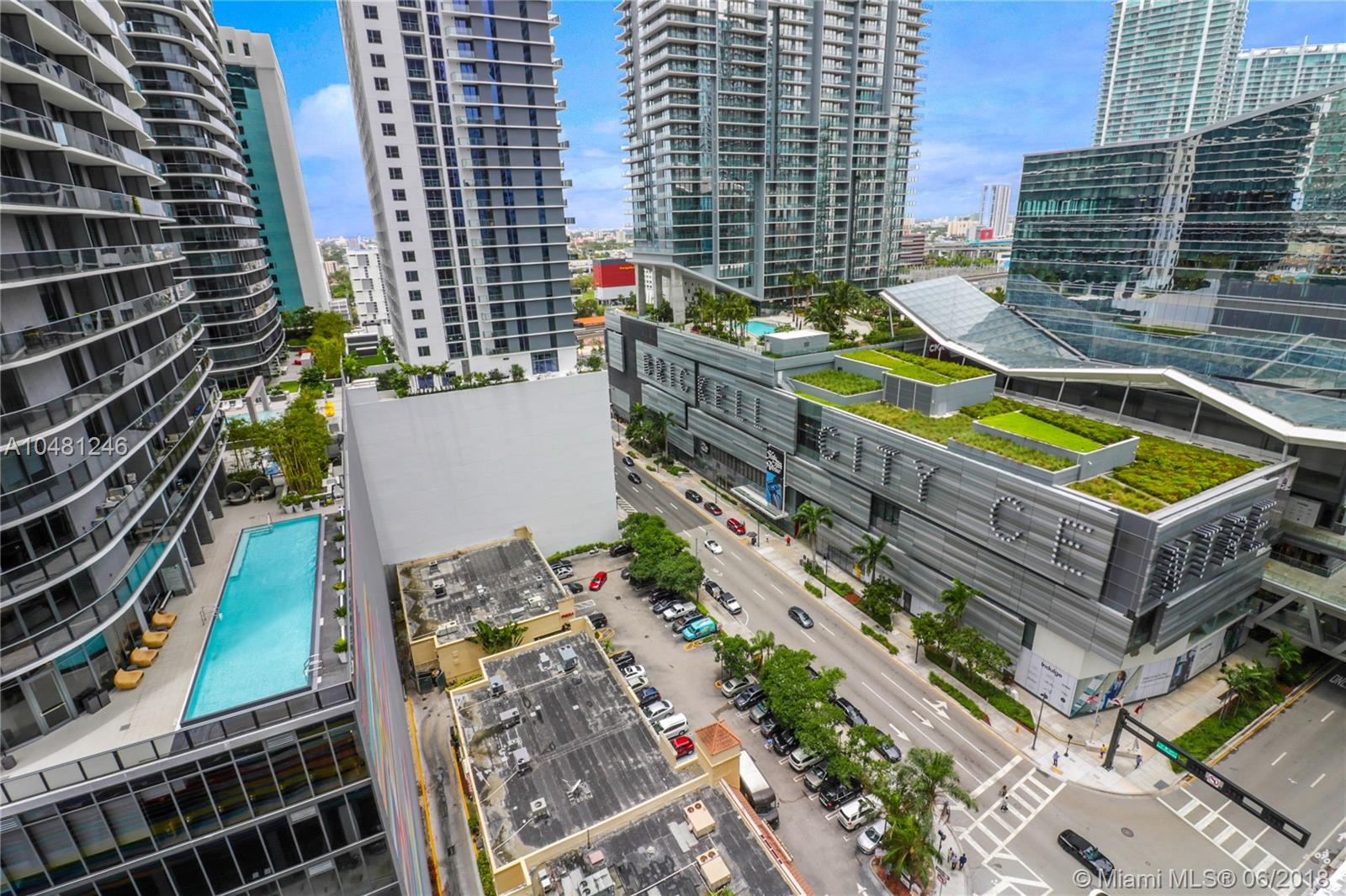 SLS LUX - Residential Lease