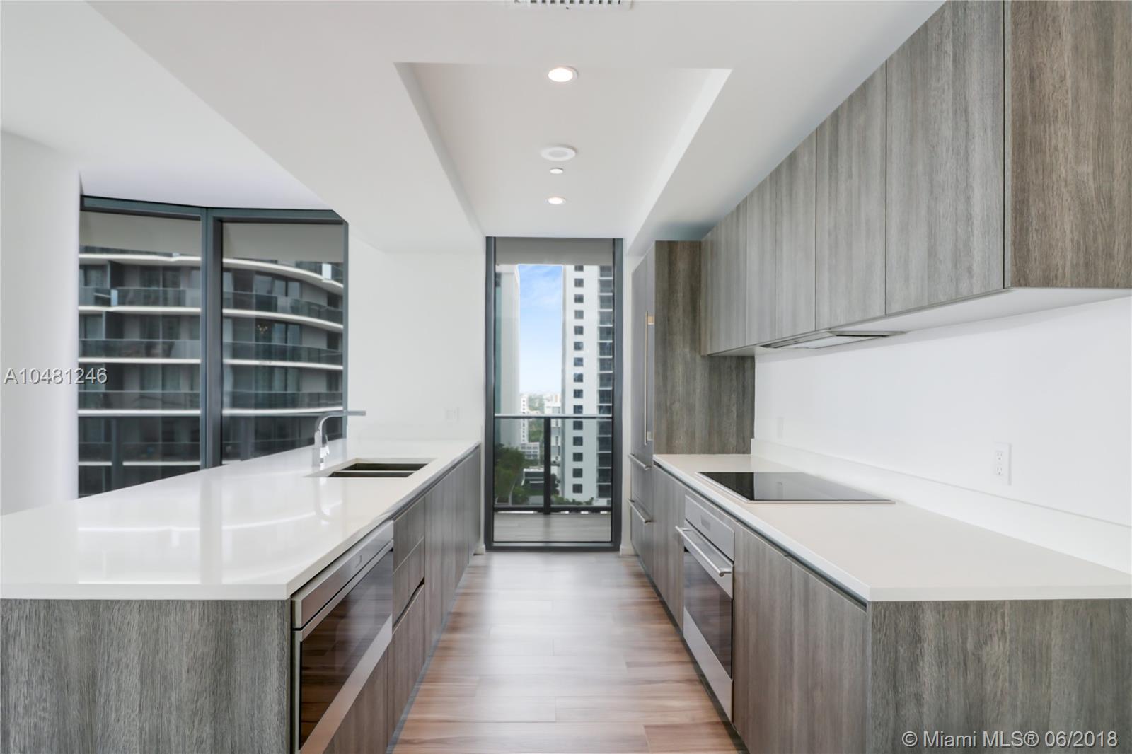 SLS LUX - Residential Lease