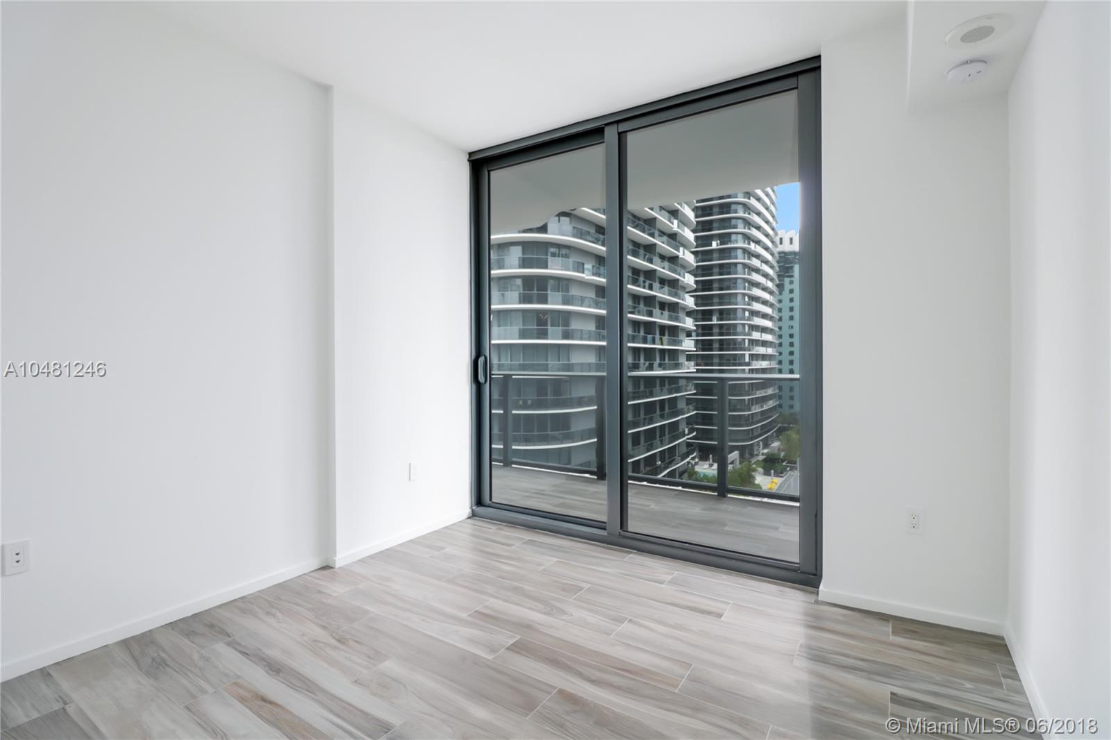 SLS LUX - Residential Lease