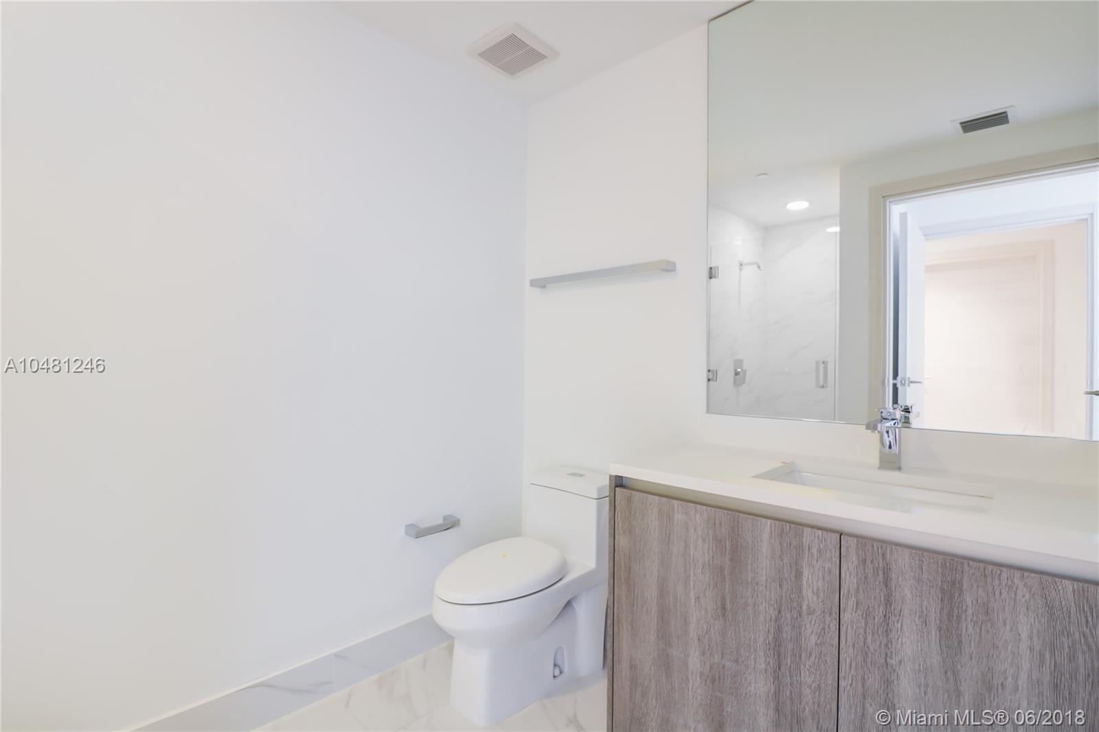 SLS LUX - Residential Lease