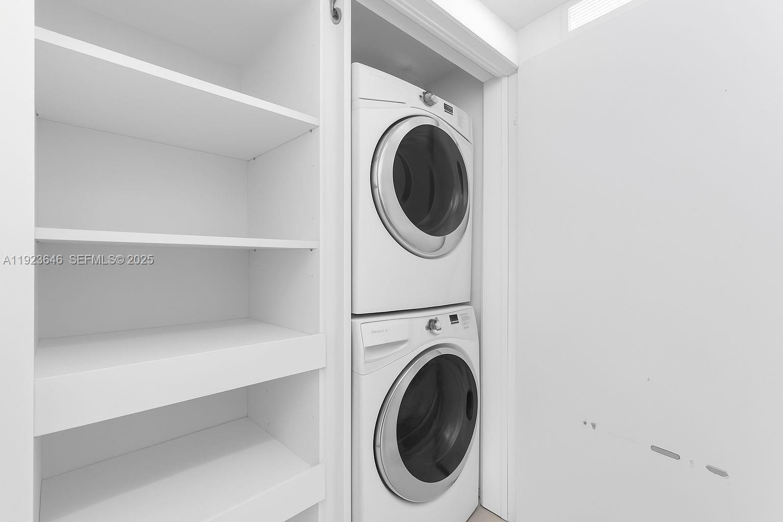 MARINA TOWER CONDO - Residential Lease