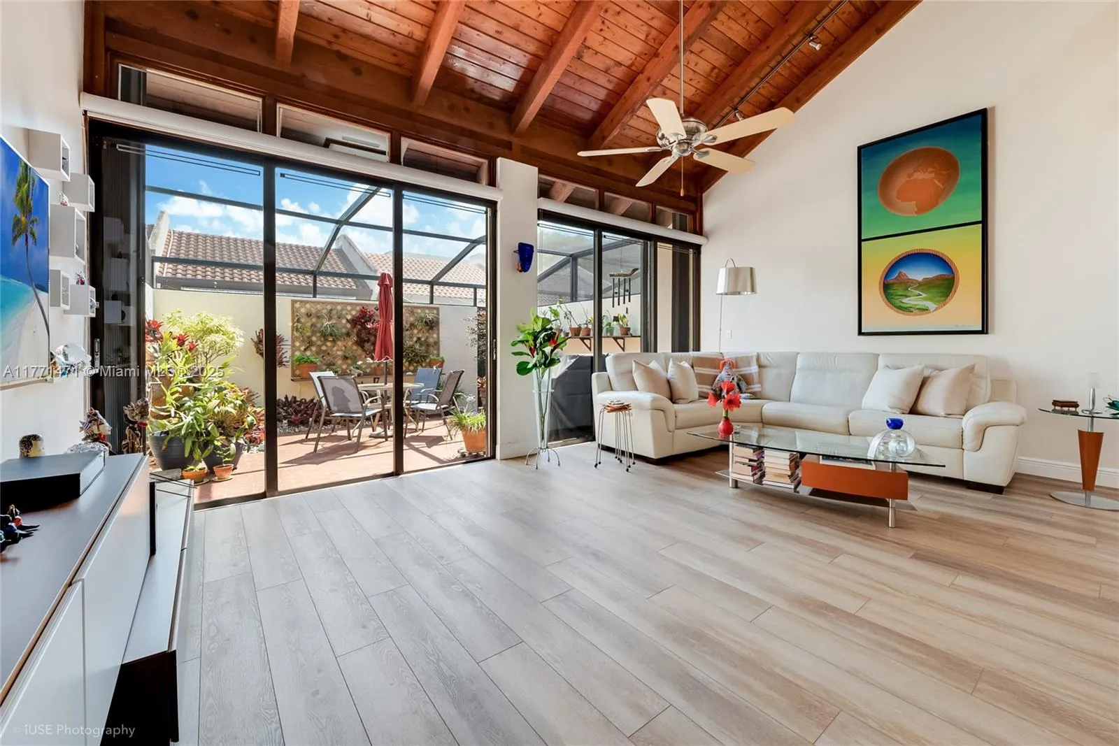 Miami, Florida 33143, United States, 2 Bedrooms Bedrooms, ,2 BathroomsBathrooms,Residential,Active,96610