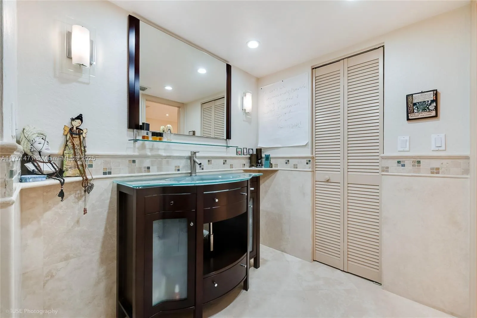 Miami, Florida 33143, United States, 2 Bedrooms Bedrooms, ,2 BathroomsBathrooms,Residential,Active,96610