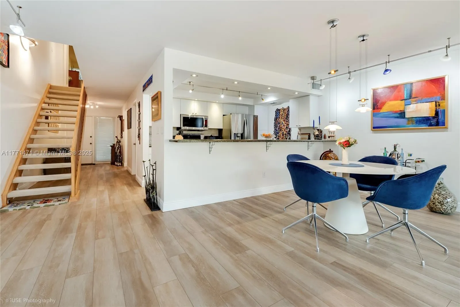 Miami, Florida 33143, United States, 2 Bedrooms Bedrooms, ,2 BathroomsBathrooms,Residential,Active,96610