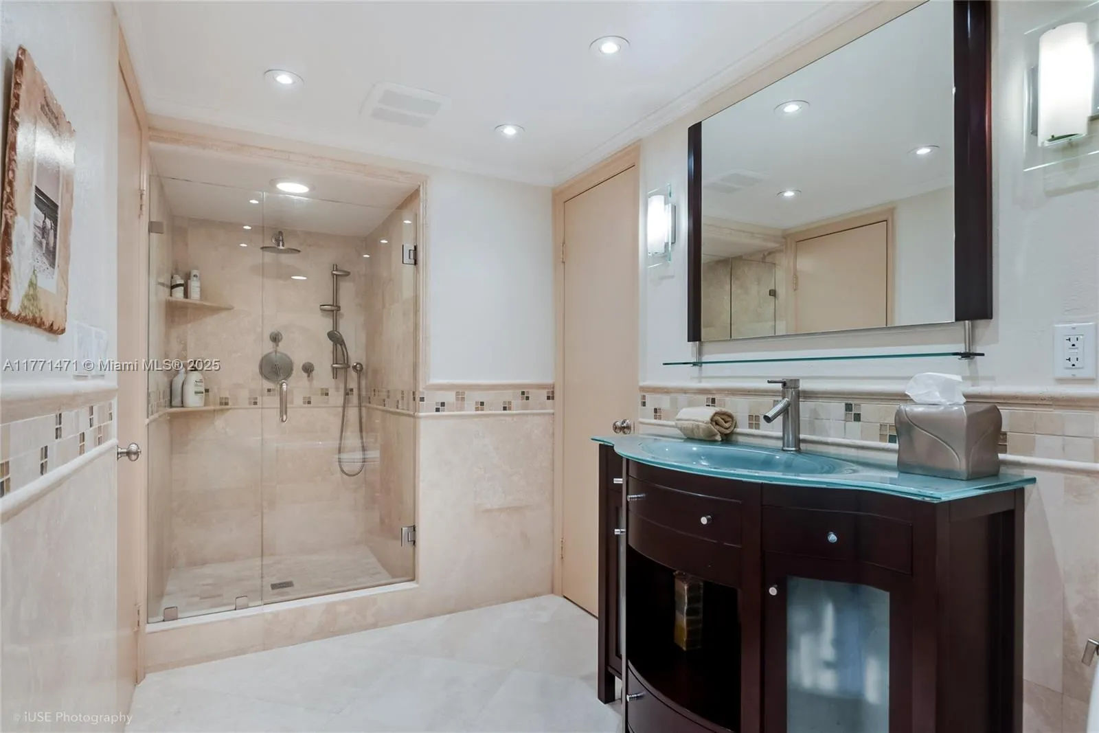 Miami, Florida 33143, United States, 2 Bedrooms Bedrooms, ,2 BathroomsBathrooms,Residential,Active,96610