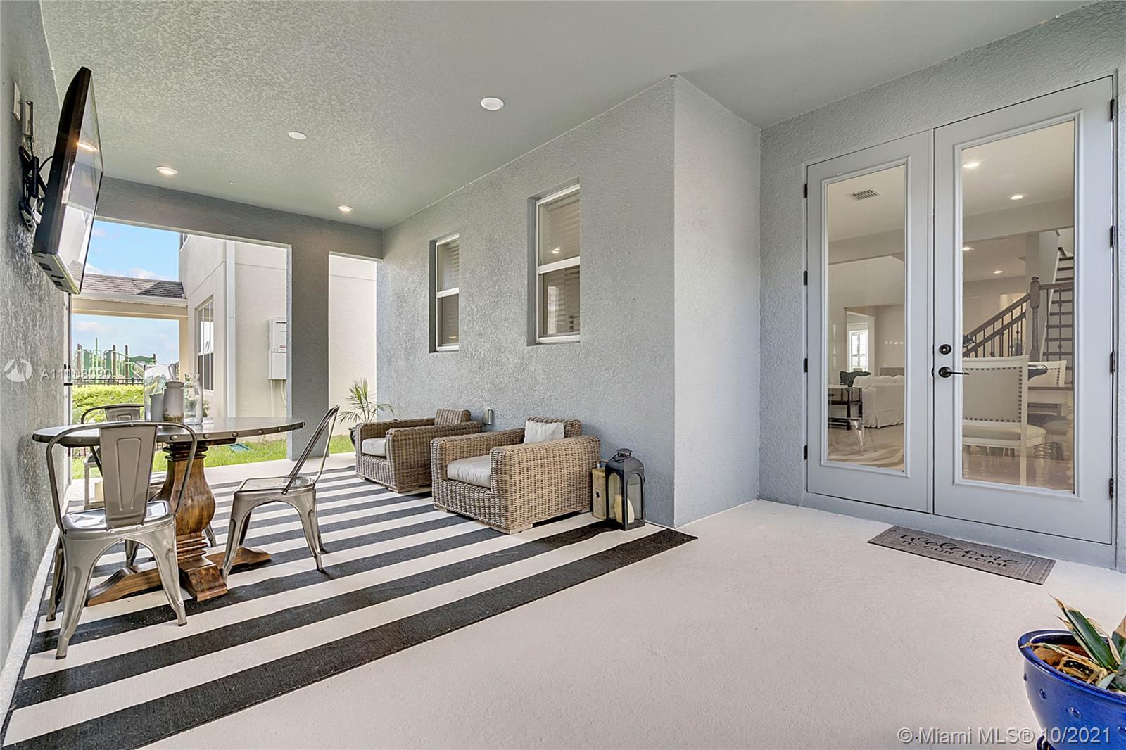 ENCLAVE/HAMLIN - Residential