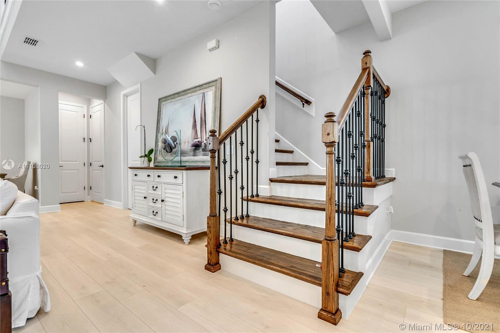ENCLAVE/HAMLIN - Residential