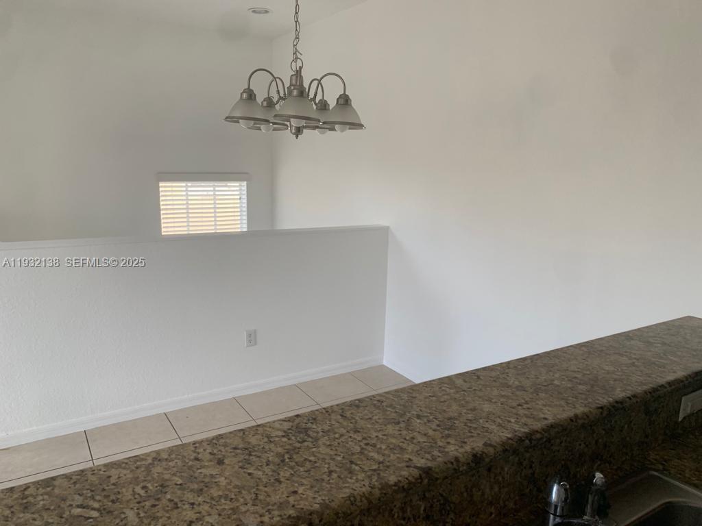 HAMPTON HILLS CONDO - Residential Lease