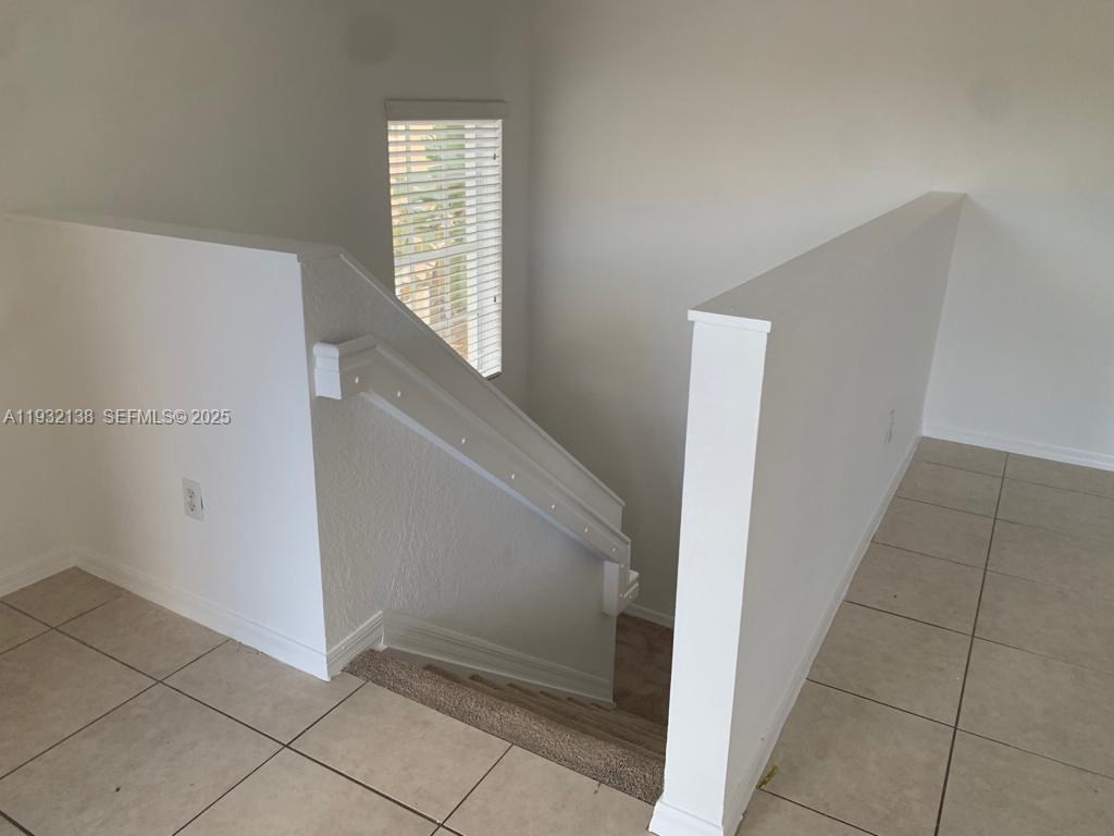 HAMPTON HILLS CONDO - Residential Lease