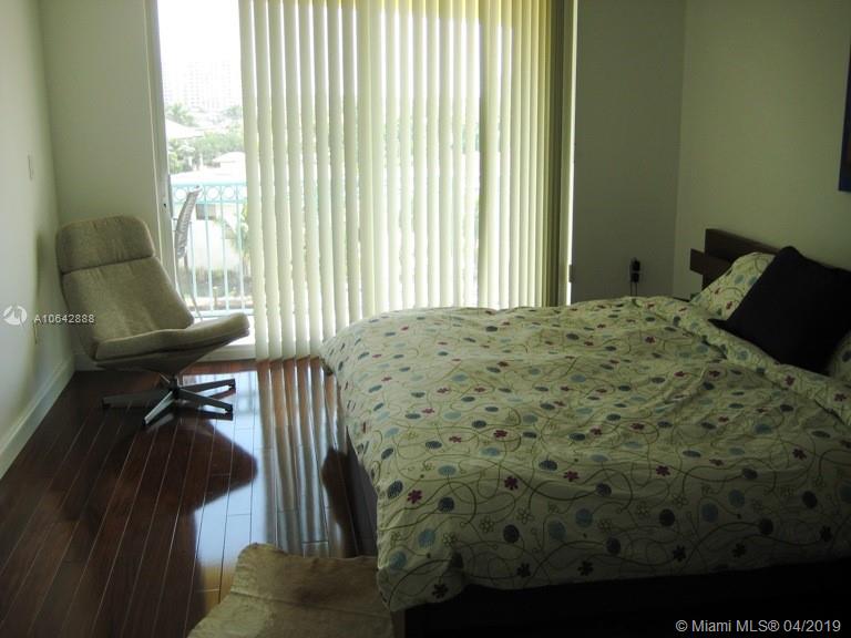 HALLANDALE BEACH PRIVATE - Residential