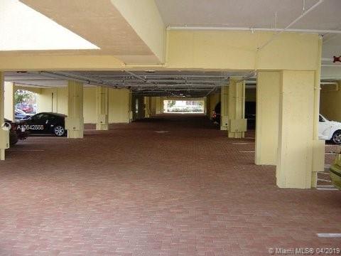 HALLANDALE BEACH PRIVATE - Residential