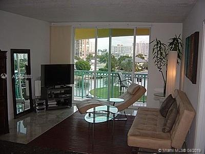 HALLANDALE BEACH PRIVATE - Residential