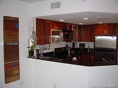 HALLANDALE BEACH PRIVATE - Residential