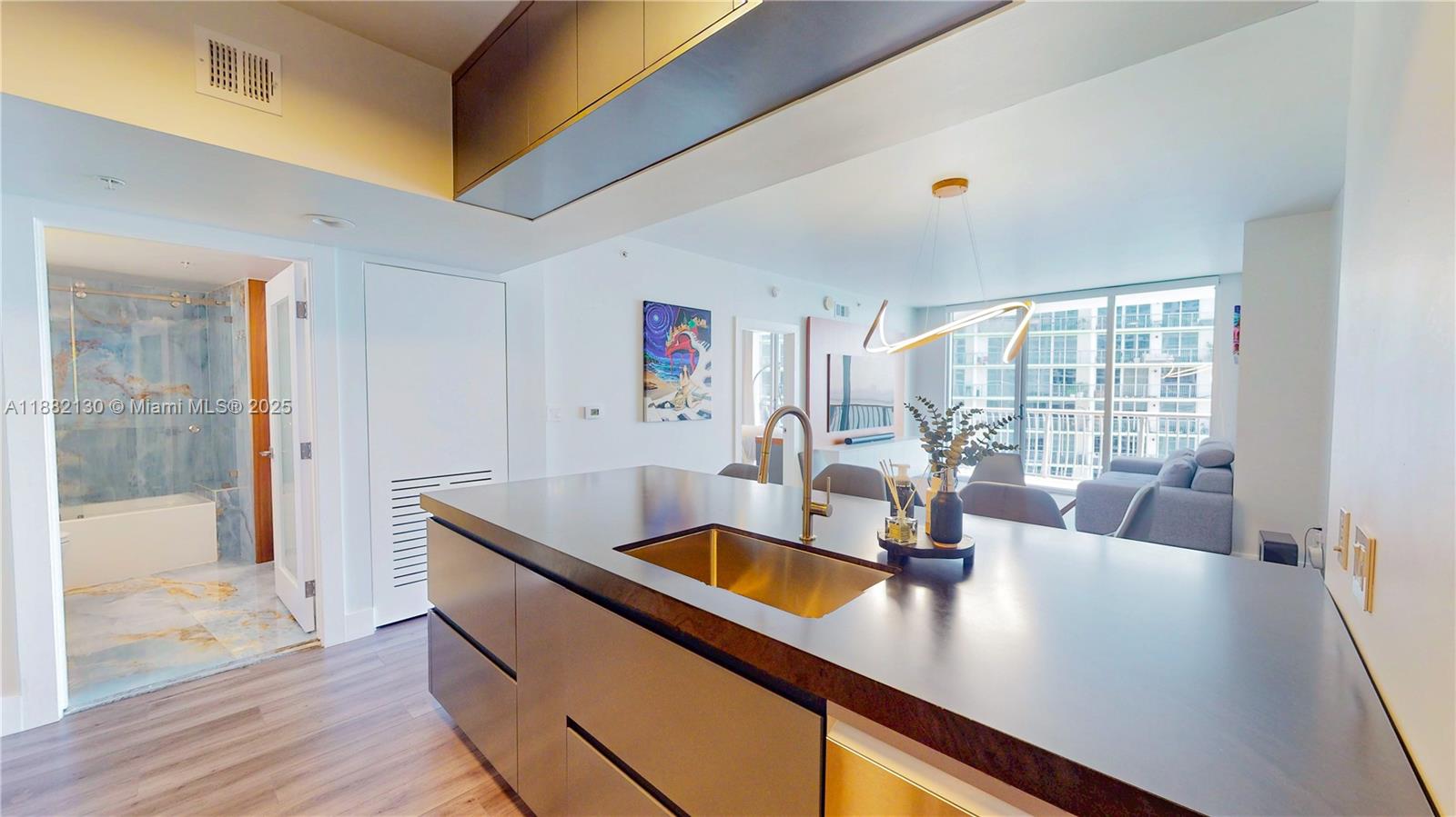 OPERA TOWER CONDO - Residential