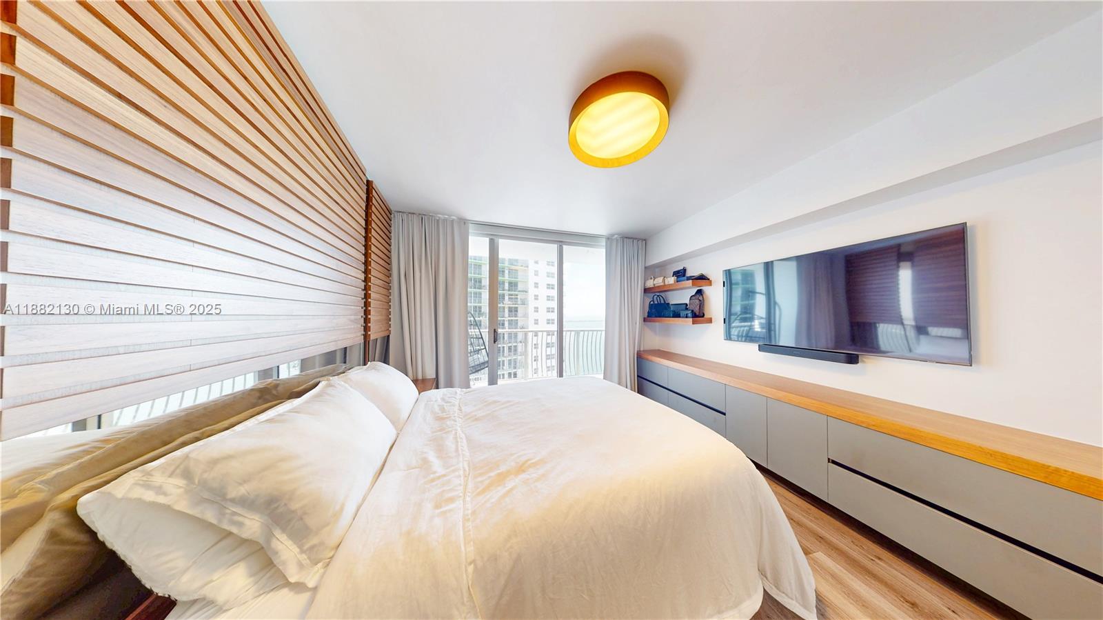 OPERA TOWER CONDO - Residential