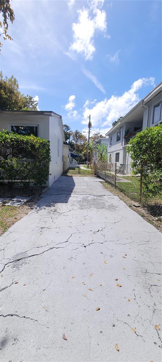 VICTORY HOMESITES - Residential Lease