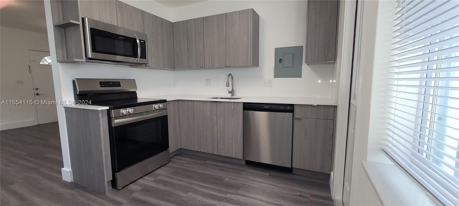 VICTORY HOMESITES - Residential Lease