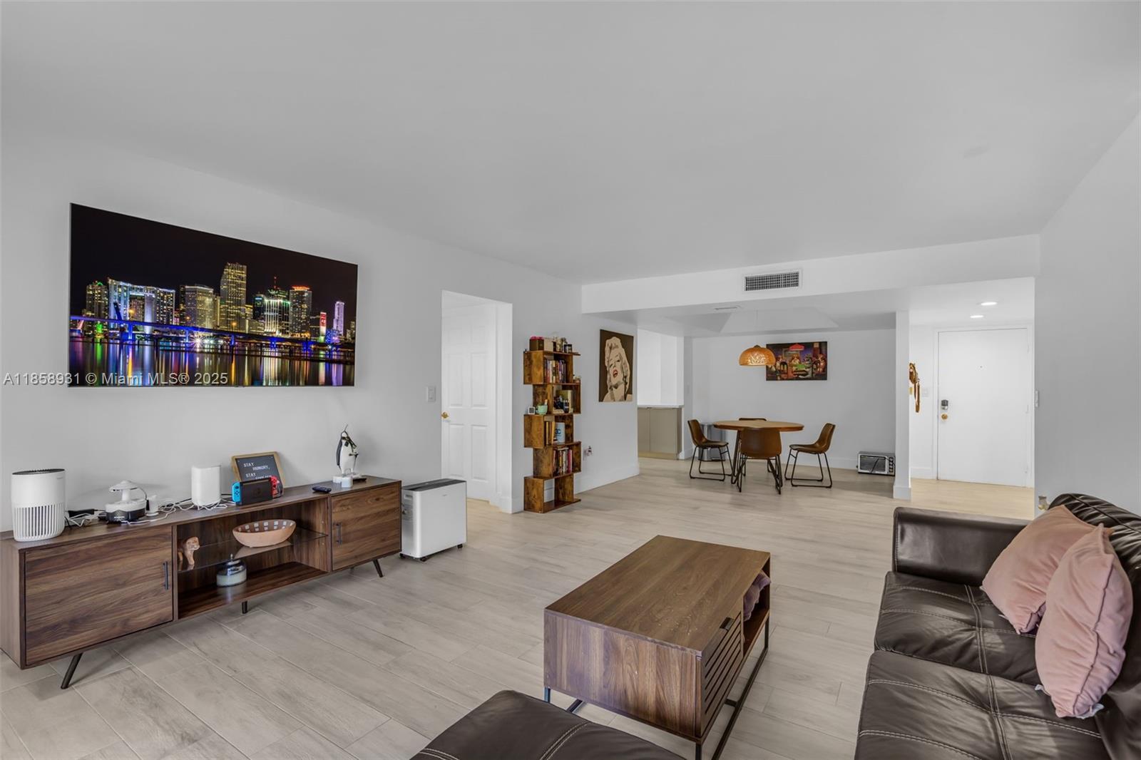 DORAL OAKS CONDO #1 - Residential