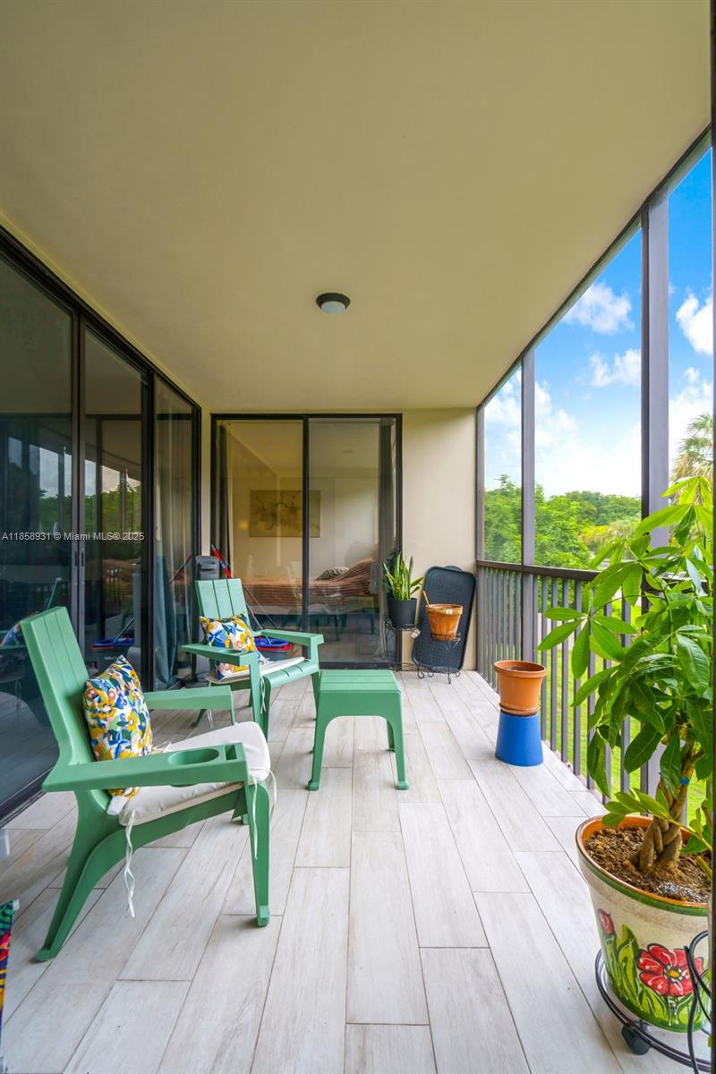 DORAL OAKS CONDO #1 - Residential