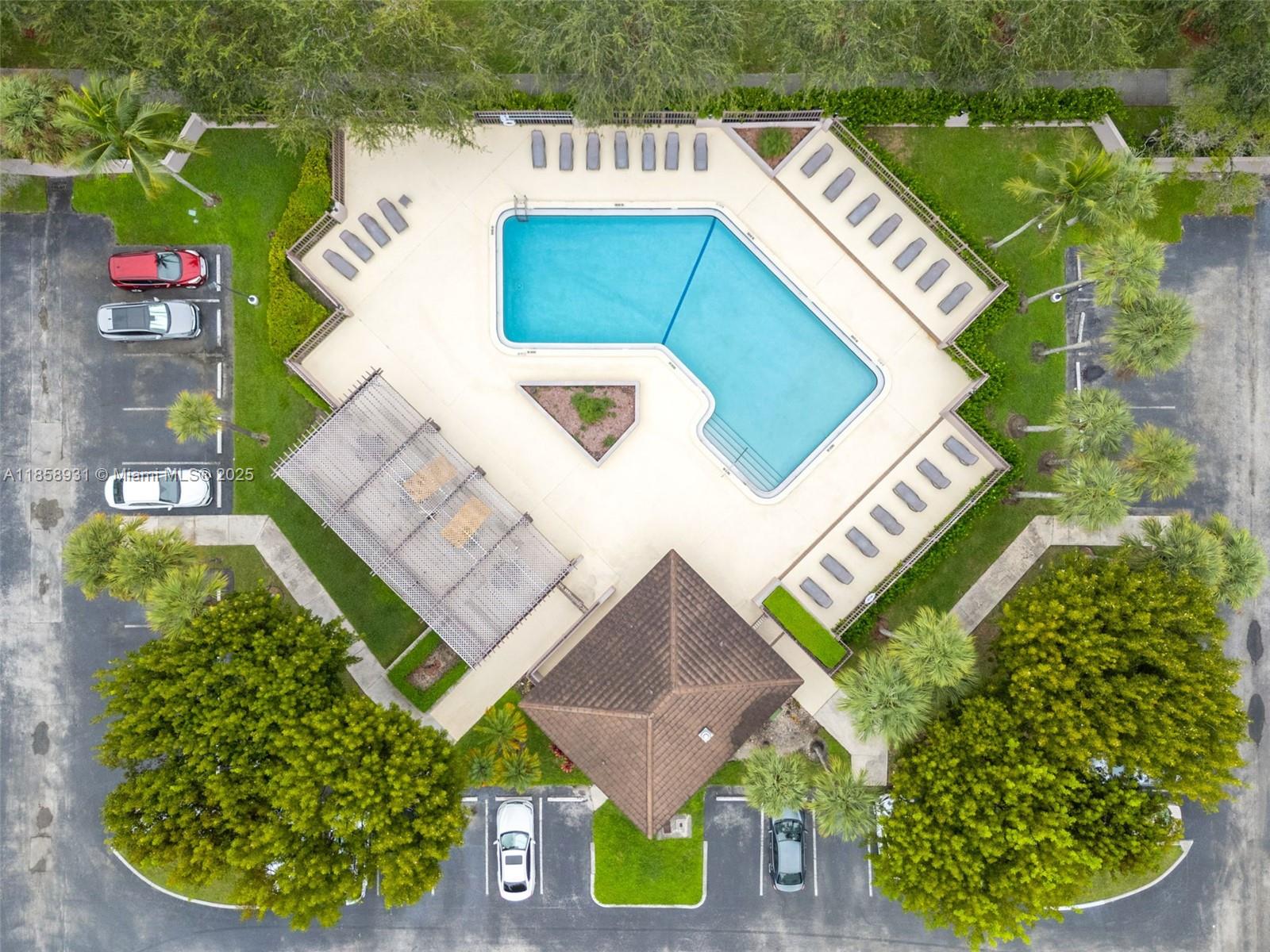 DORAL OAKS CONDO #1 - Residential