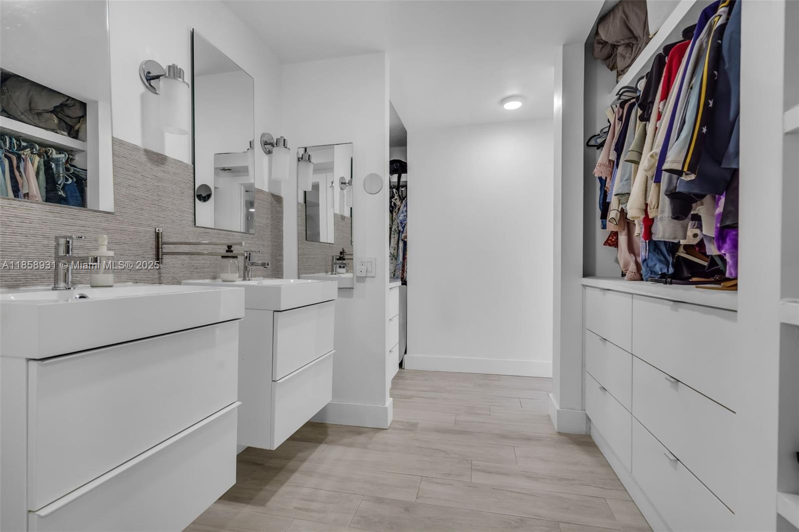 DORAL OAKS CONDO #1 - Residential