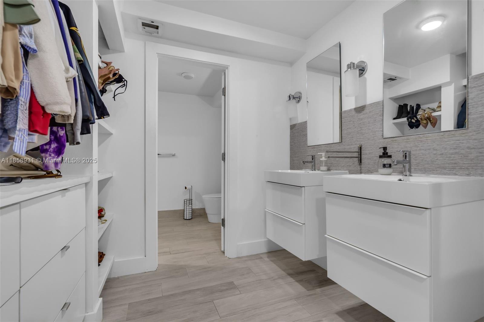 DORAL OAKS CONDO #1 - Residential