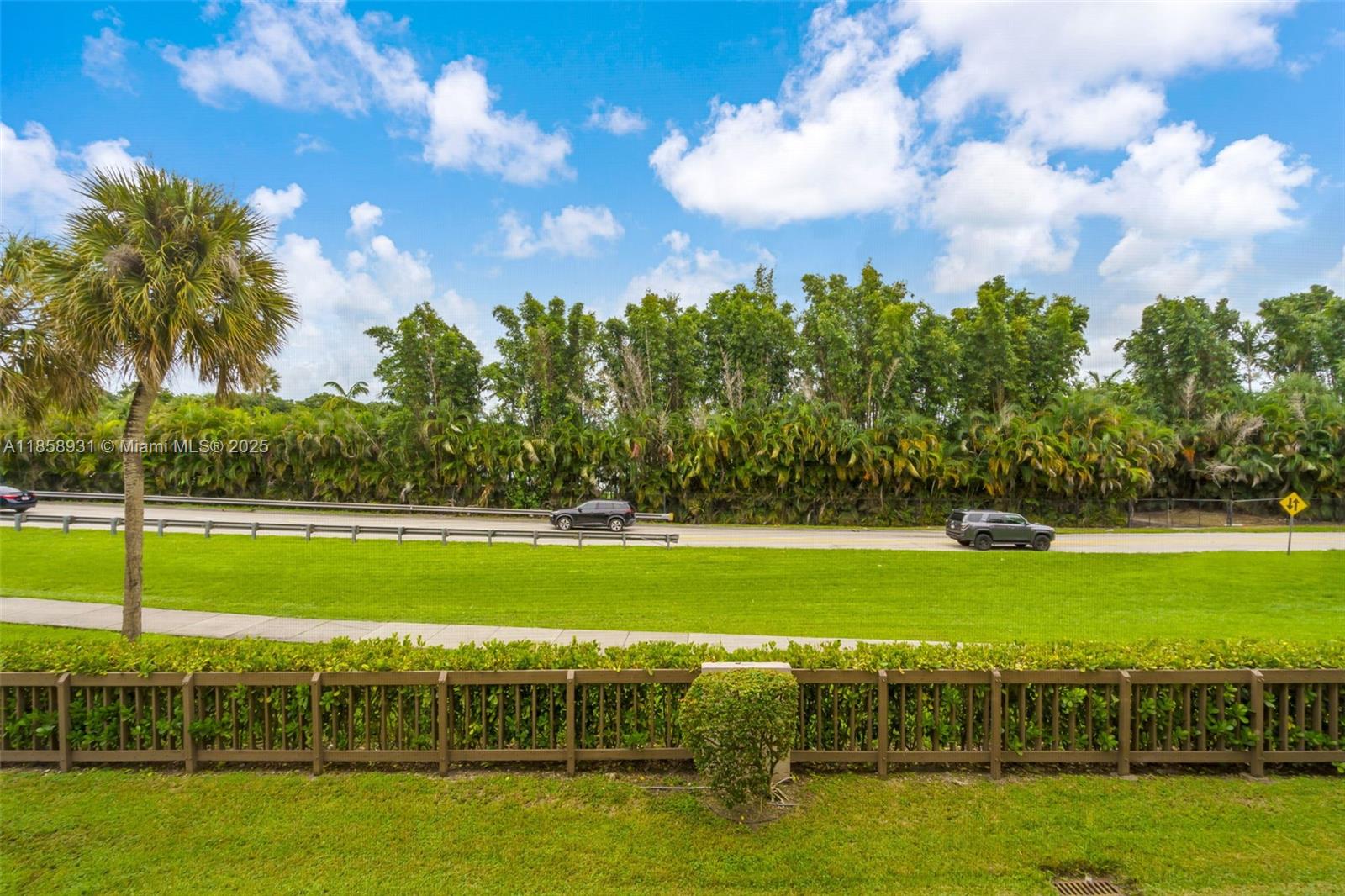 DORAL OAKS CONDO #1 - Residential