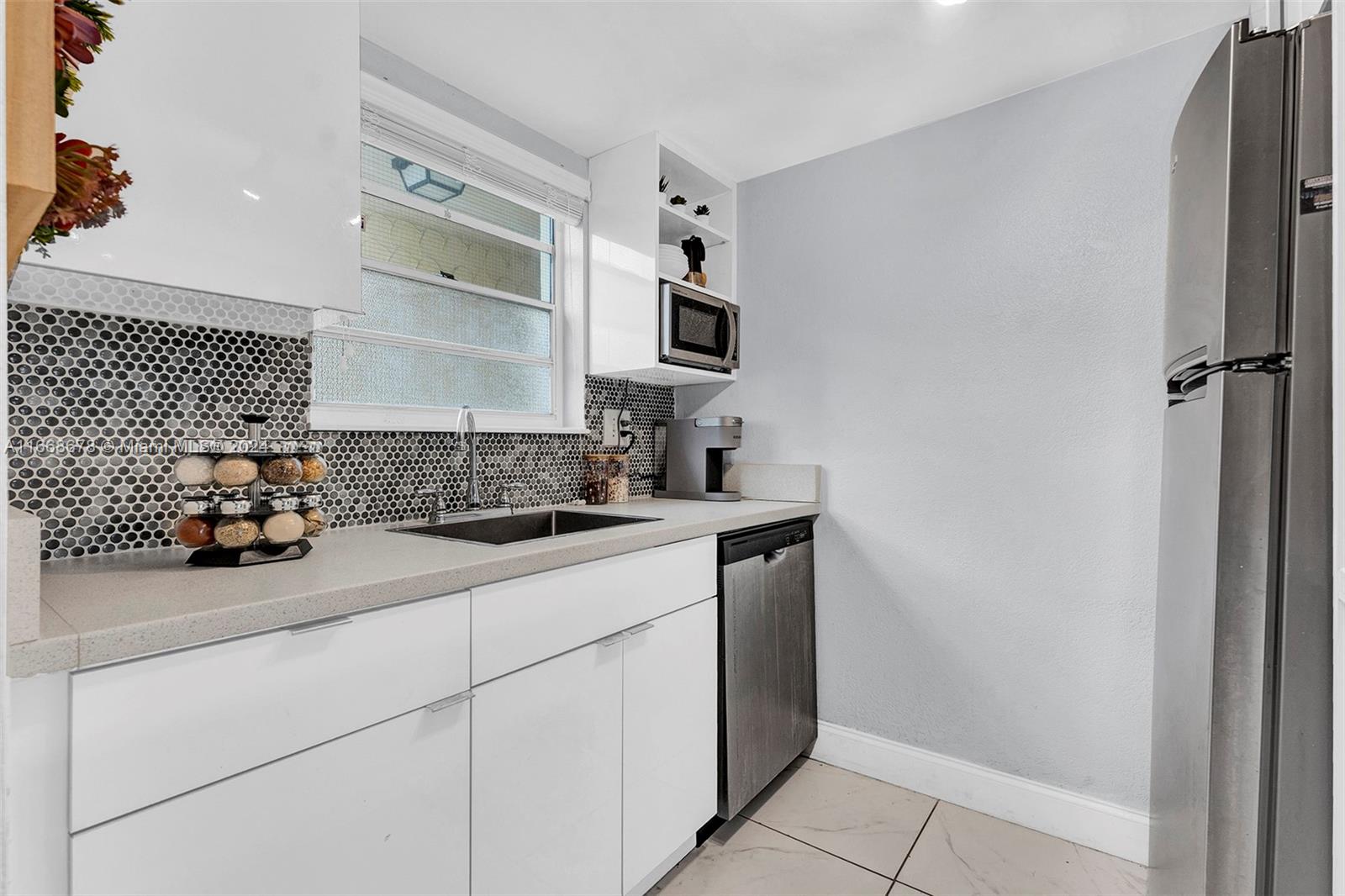 COURTYARDS AT KENDALL CON - Residential