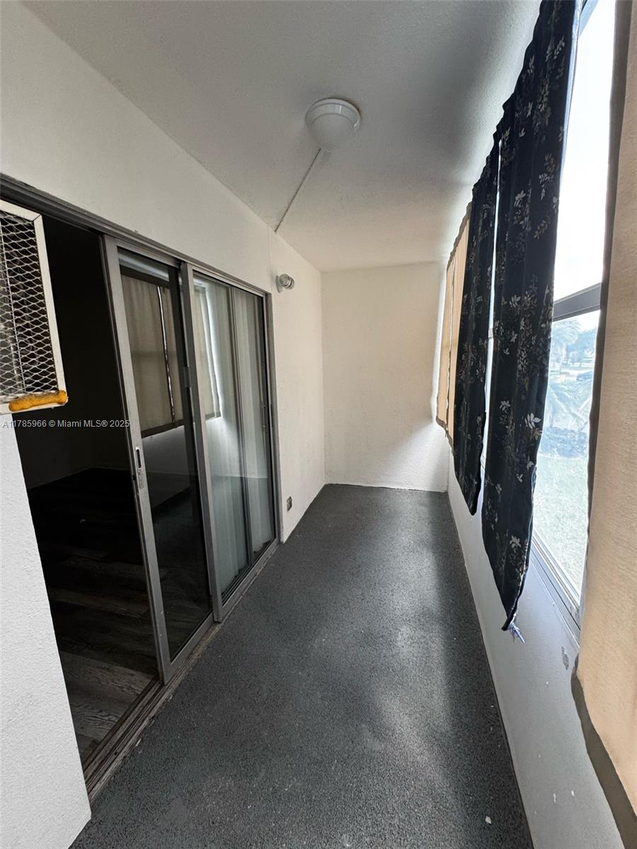 SUFFOLK AT CENTURY VILLAG - Residential